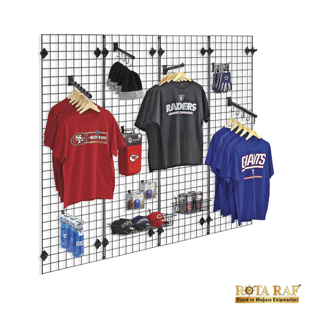 Spor mağazası rafı