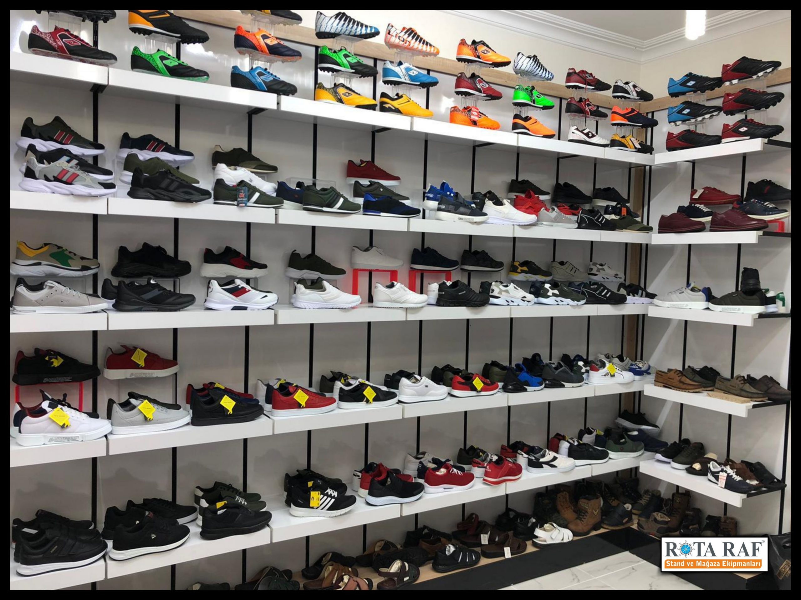 Ayakkabı Mağaza Rafları 64