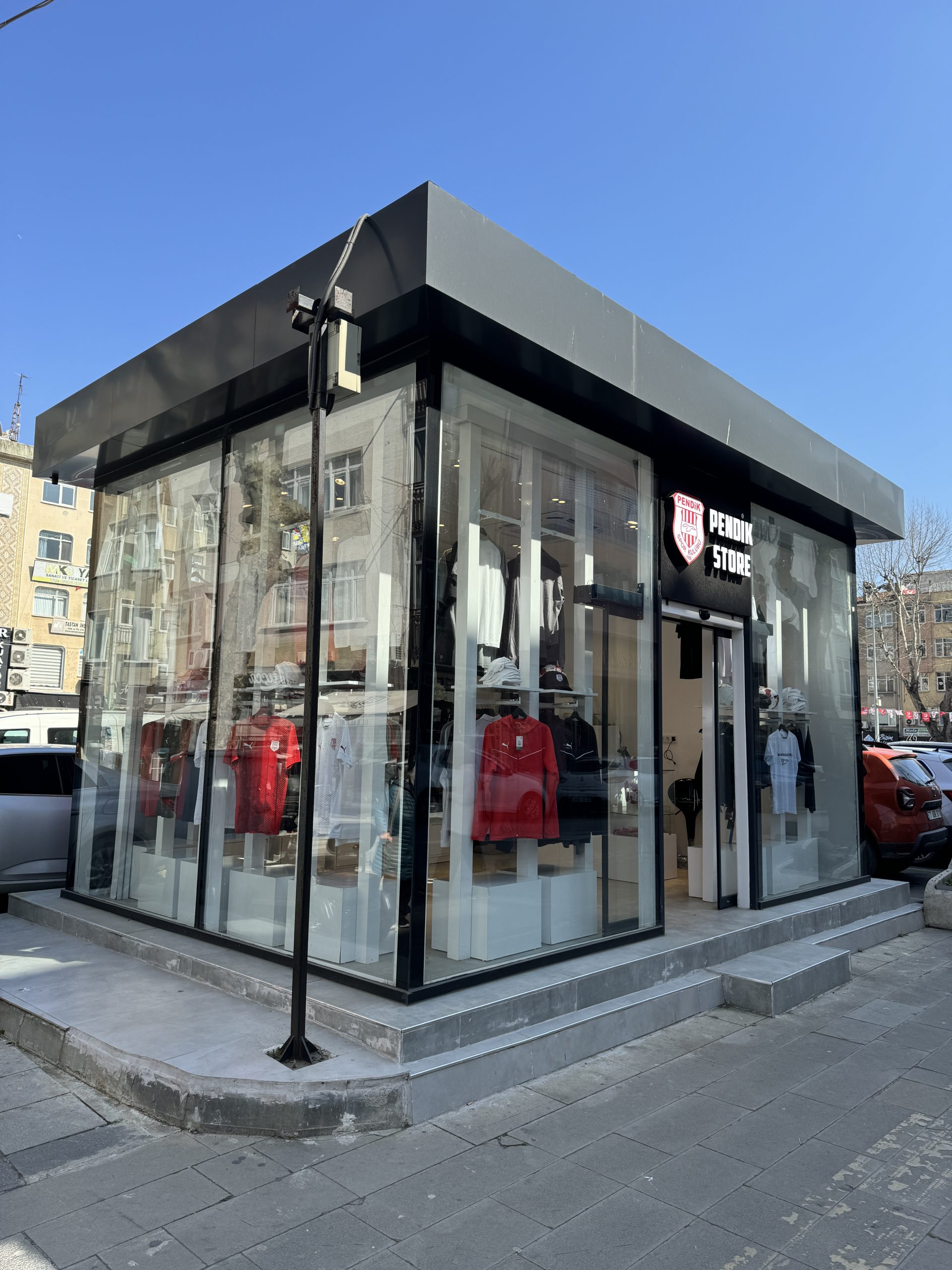 Pendik Store 3